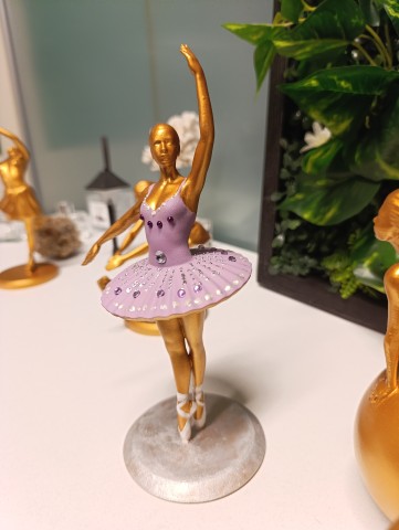 Balerin Kadın Pembe Elbiseli Biblo2