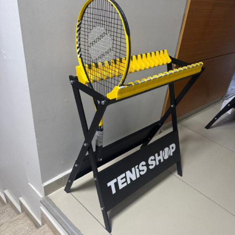 Tenis Raket Standı (Düz) – 16 Raket Kapasiteli Metal Raketlik